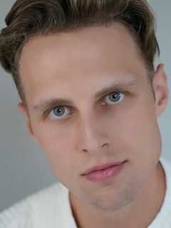 Дмитрий Мельник