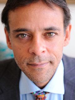 Александр Сиддиг