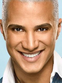 Джей Мануэль