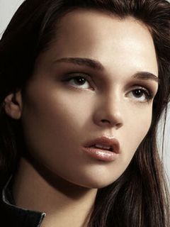 Элли Кранделл