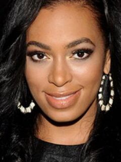 Соланж Ноулз