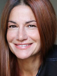 Стефани Пиллонка