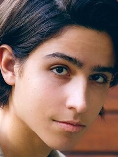 Лоренцо Джеймс Генри