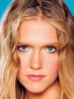 Доминик Суэйн