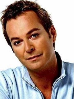 Джулиан Клэри