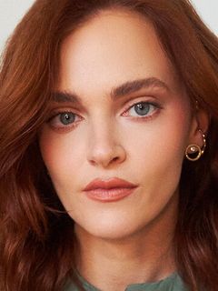 Мадлен Брюэр