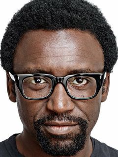 Энтони Окунгбова