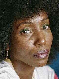 Тамара Лоуренс