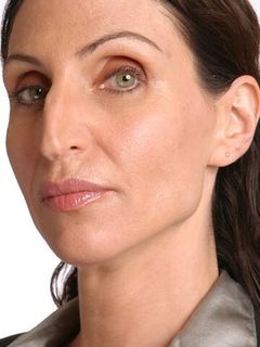 Бонни Ааронс