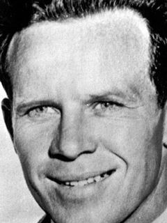 Джеймс Догерти