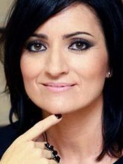 Сильвия Абриль