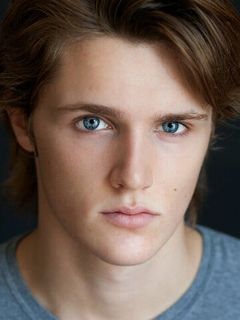 Юджин Саймон