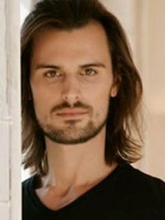 Кэйн Манера