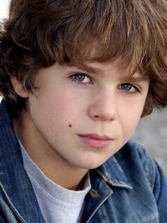 Доминик Джейнс