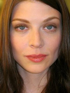 Эмбер Бенсон