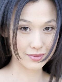 Николь Бильдербак