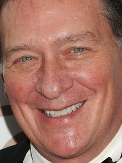 Гари Лучези