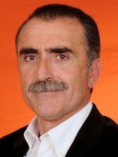 Juan y Medio