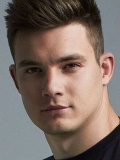 Максим Чекунков