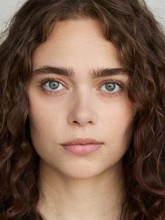 Анна Скулова