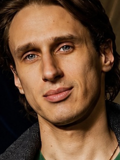Александр Захаров