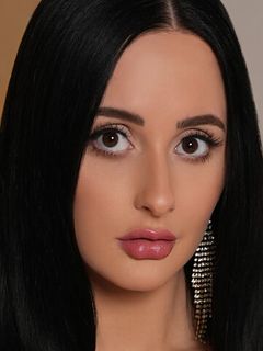 Вайолет Восс