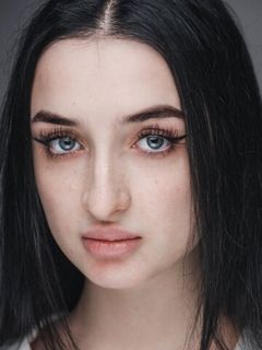 Арина Дубкова