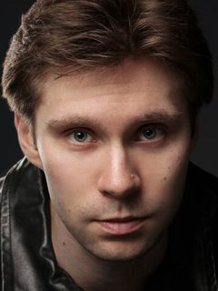 Даниил Шустов