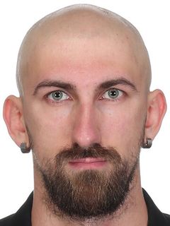 Александр Артемьев