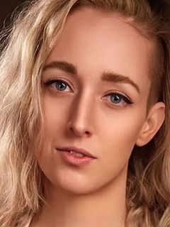 Charlee Chaste