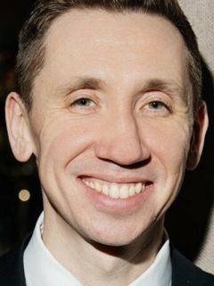 Максим Петренко