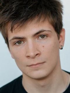 Иван Иванов