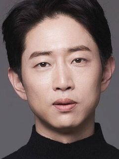 Лим Сын-бом