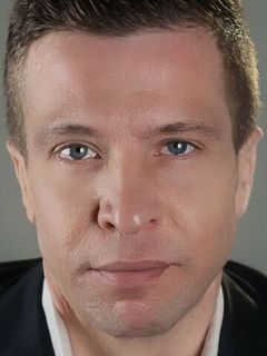 Роман Эльбов