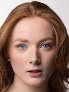 Александра Суркова