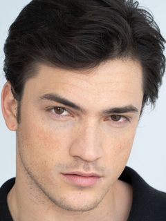 Хуан Пералес