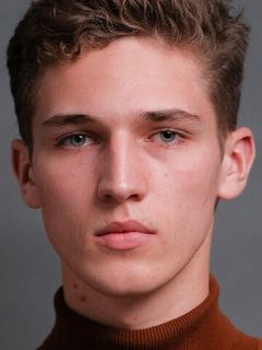 Владлен Бирюков