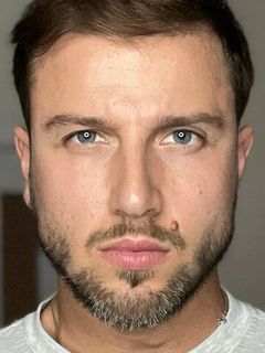 Владислав Гуров