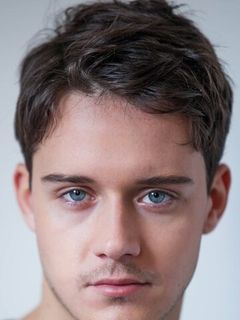 Сезар Домбой