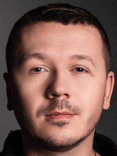 Илья Аноприев