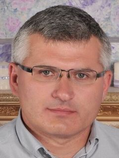 Денис Гребеников