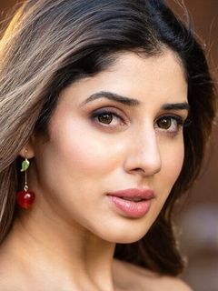 Джасмин Баджва