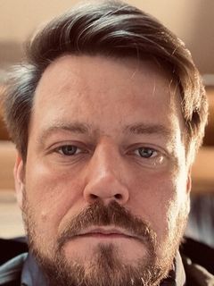Дмитрий Колотов