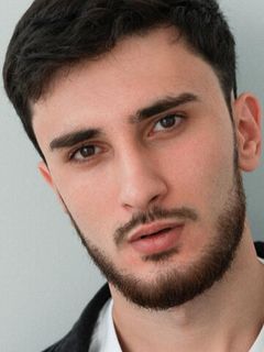 Анар Гусейнов