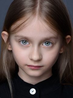 Оливия Минц