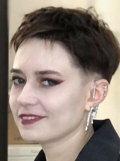 Евгения Шувалова