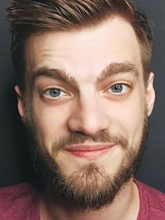 Денис Чистяков