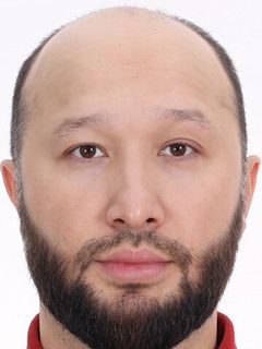Хуршид Муратов