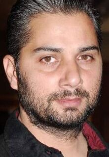 Варун Бадола