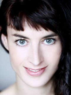 Эмили Блон-Мецингер